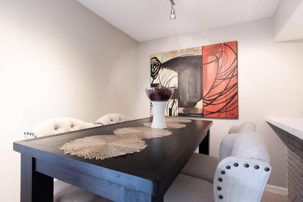 Urban 2Br Apartment In The Heart Of The Heights Хьюстон Экстерьер фото
